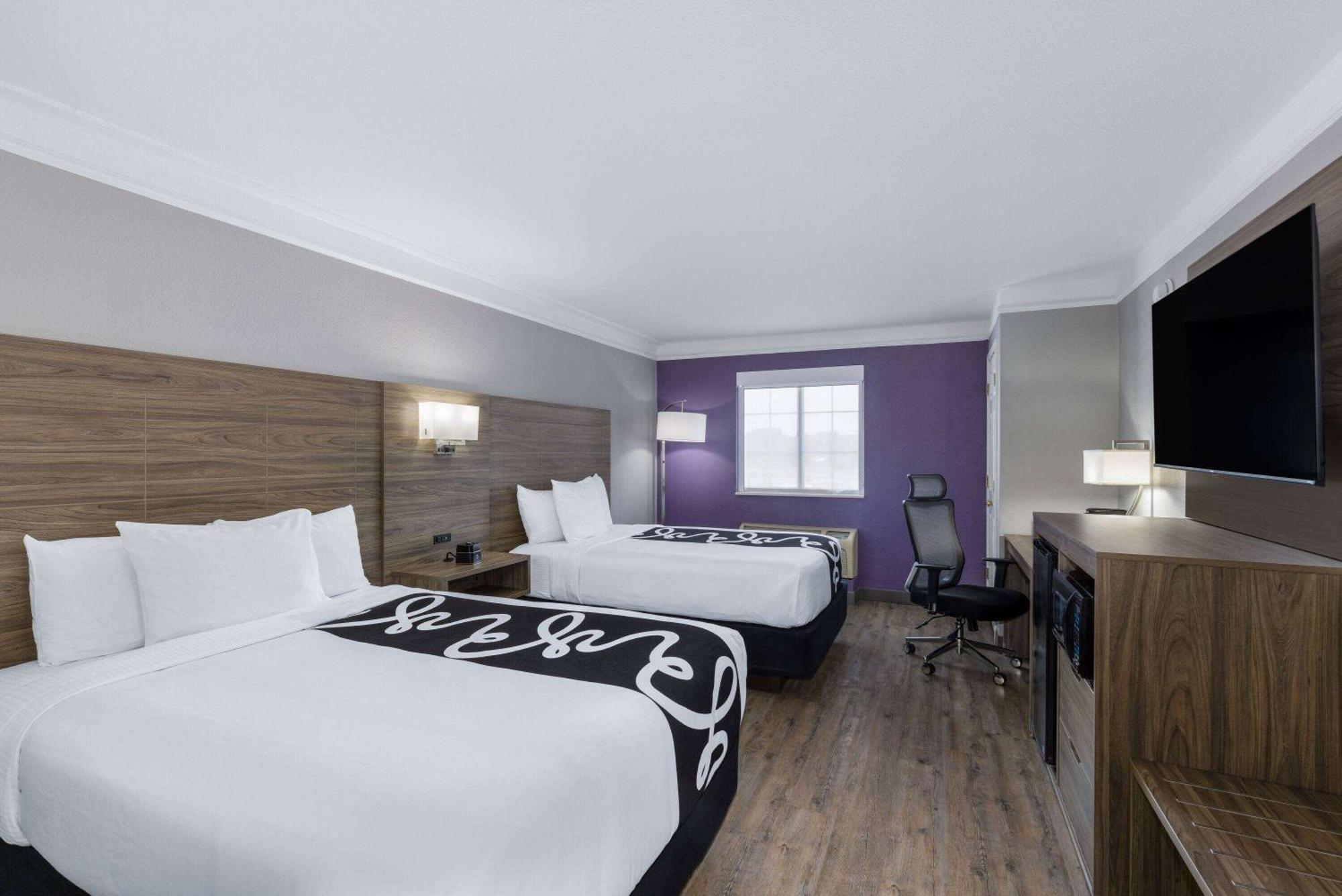 La Quinta Inn By Wyndham Kansas City Ленекса Экстерьер фото
